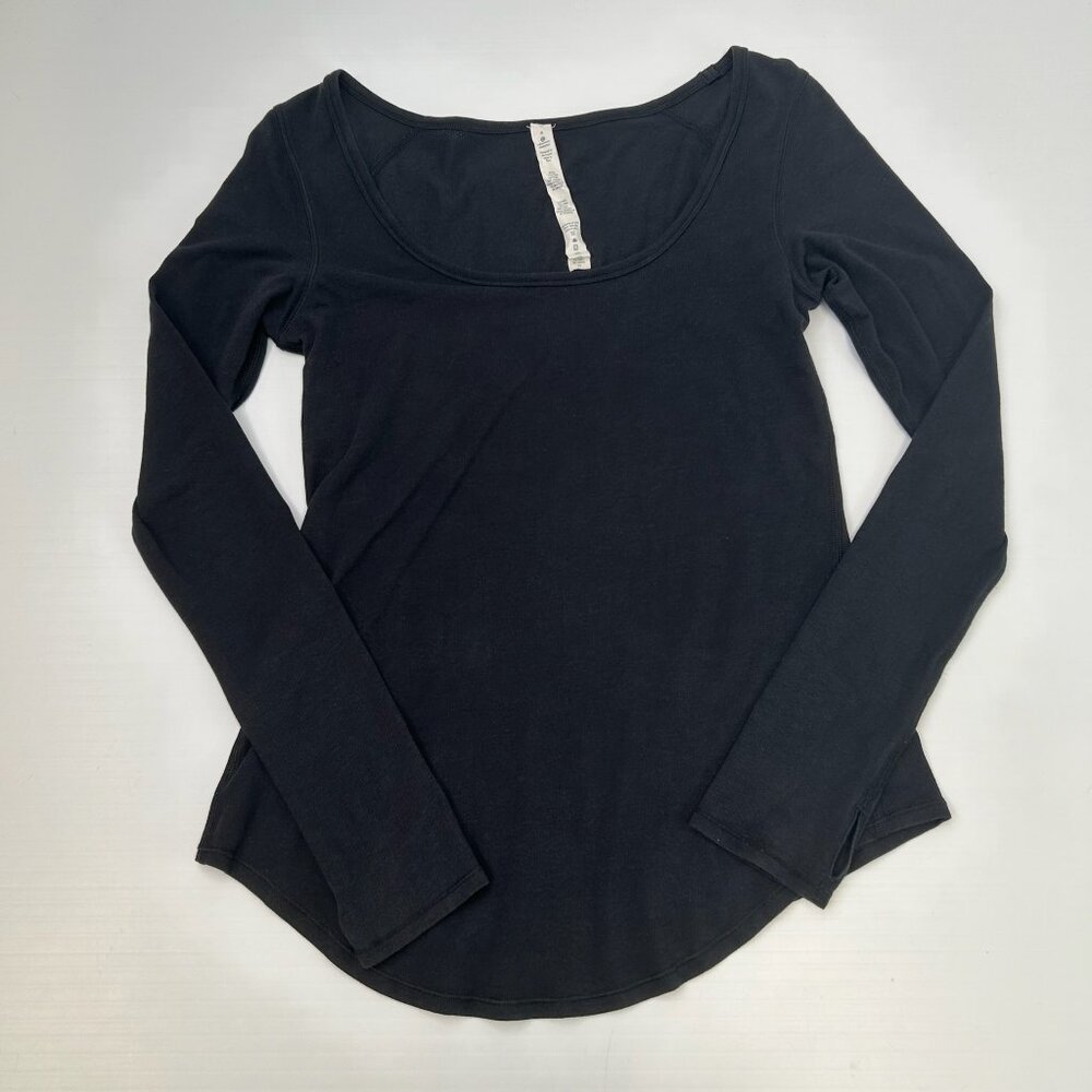 Lululemon Top Women 6 Vitasea Long Sleeve Wide Neck Shirt Pima Layer Yoga Core